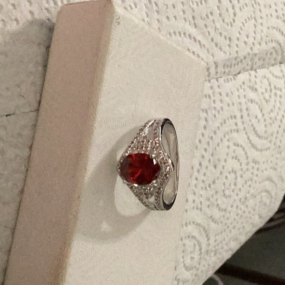 Elegant Silver Ring with Red Gemstone